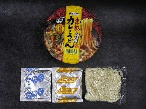 全国麺めぐり 京都カレーうどん　中身