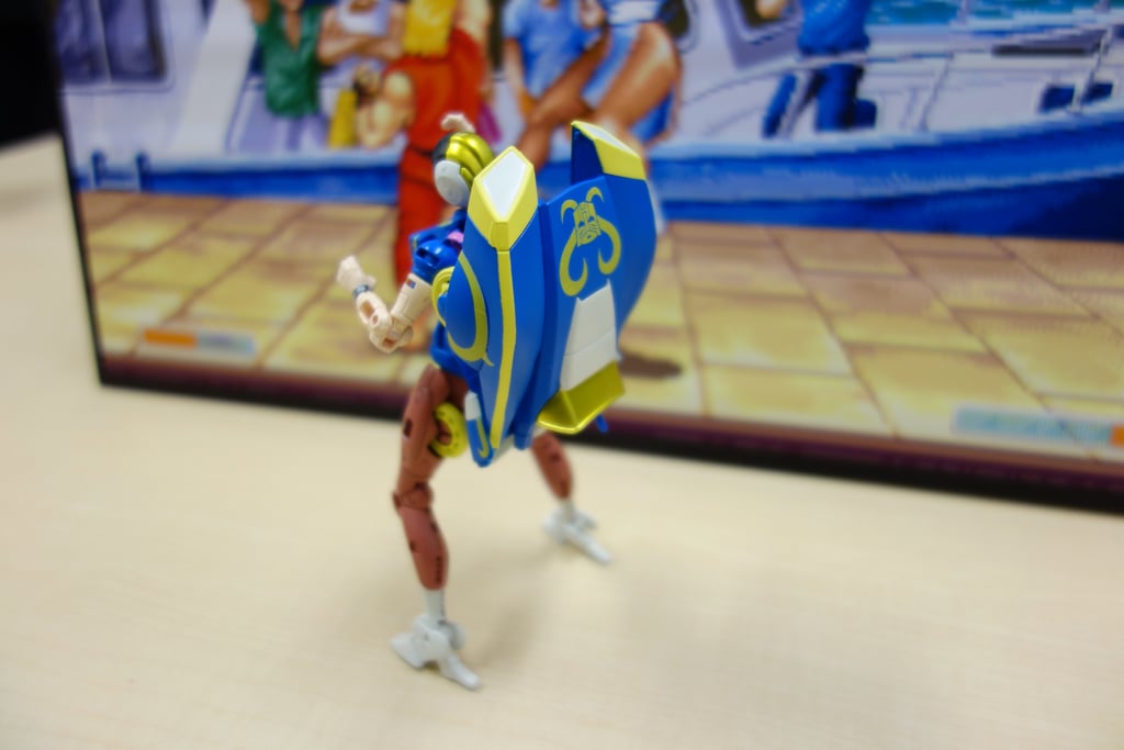 ストIIファイターが変形メカに!? 『ストリートファイターII