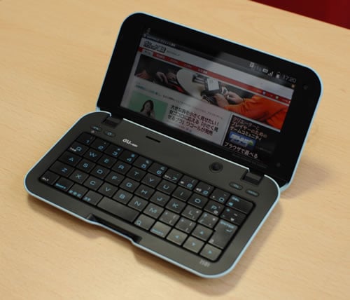 au IS01 スマートフォン 本体 ブラック au IS01 スマートフォン 本体 ブラック au IS01 ブラック 箱