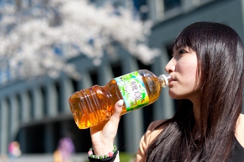 飲む！