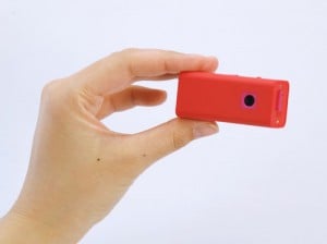 懐かしい写真が撮れる！ 世界最小クラスのデジタルカメラ『EXEMODE