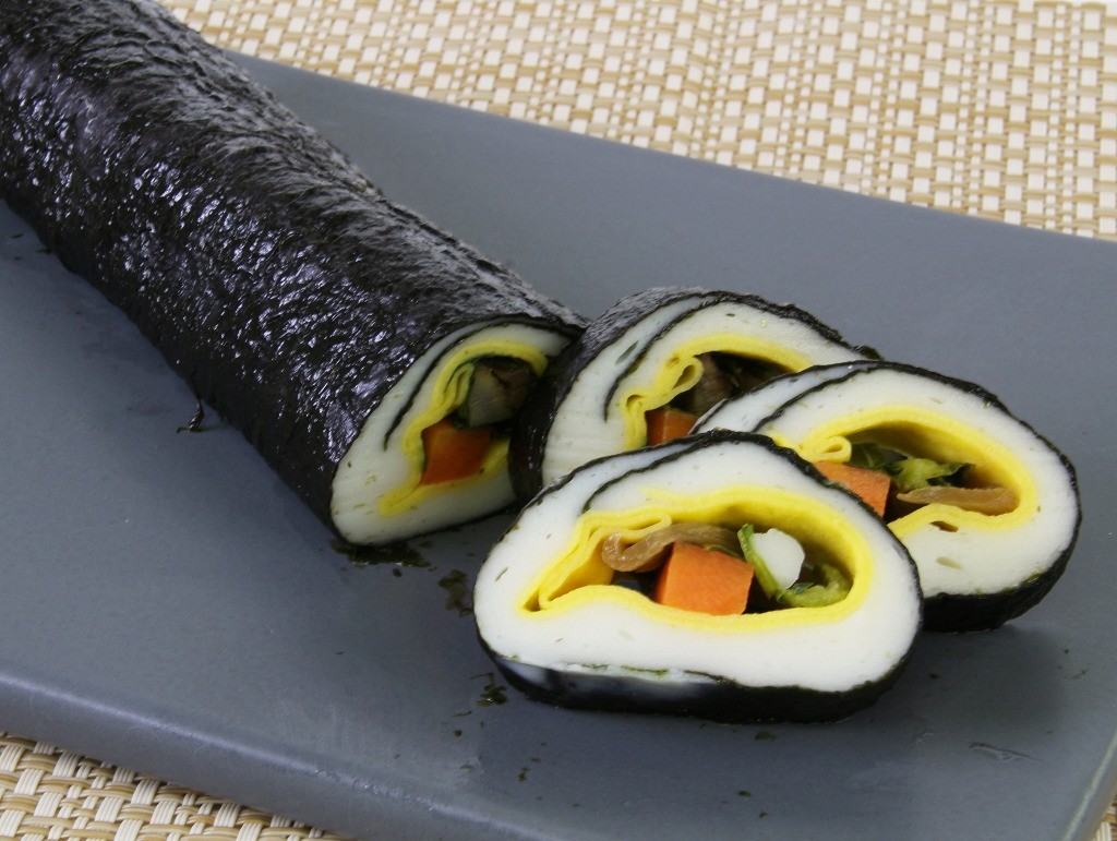 節分限定 酢飯の代わりにかまぼこを使った恵方巻 築地 佃權 かまぼこ恵方巻 は日常的に食べたくなる一本 ガジェット通信 Getnews