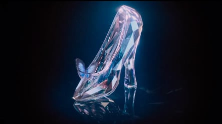 シンデレラの ガラスの靴 魔法が解けて消えなかったのはなぜ アニメ版と実写版の違いからわかる驚きの答え ガジェット通信 Getnews