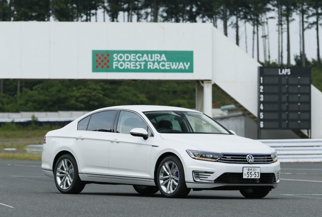 Phevなのにスポーツカー並の速さ フォルクスワーゲン Passat Gte ガジェ通カーレビュー ガジェット通信 Getnews
