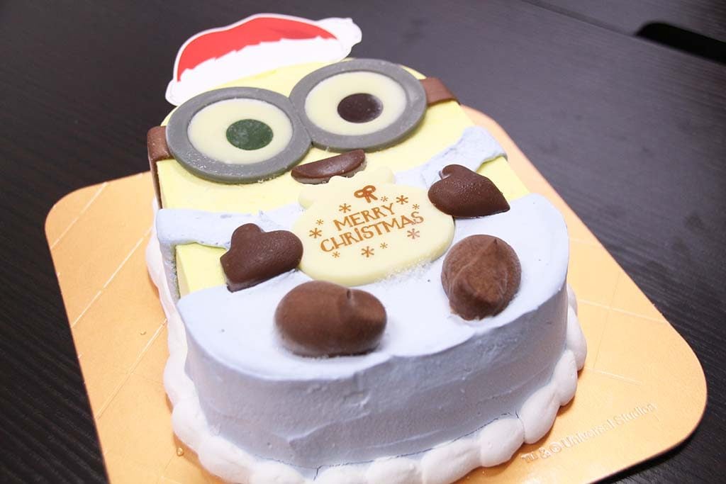 再現度がすごい サーティワンのアイスケーキ メリークリスマス ミニオン を食べてみた ガジェット通信 Getnews