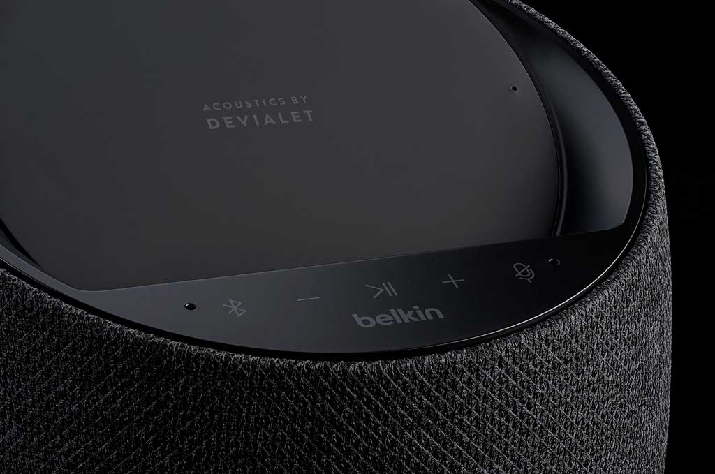 BelkinがDevialetと共同開発したワイヤレス充電器付きHi-Fiスマート