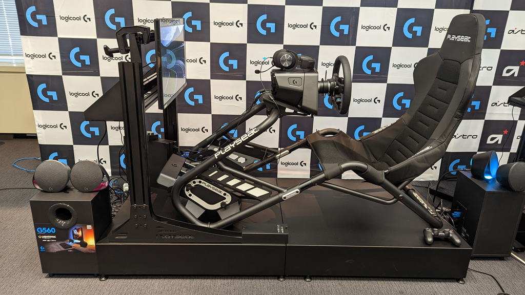 ロジクールがハンドルコントローラーとペダルの新製品「PRO Racing