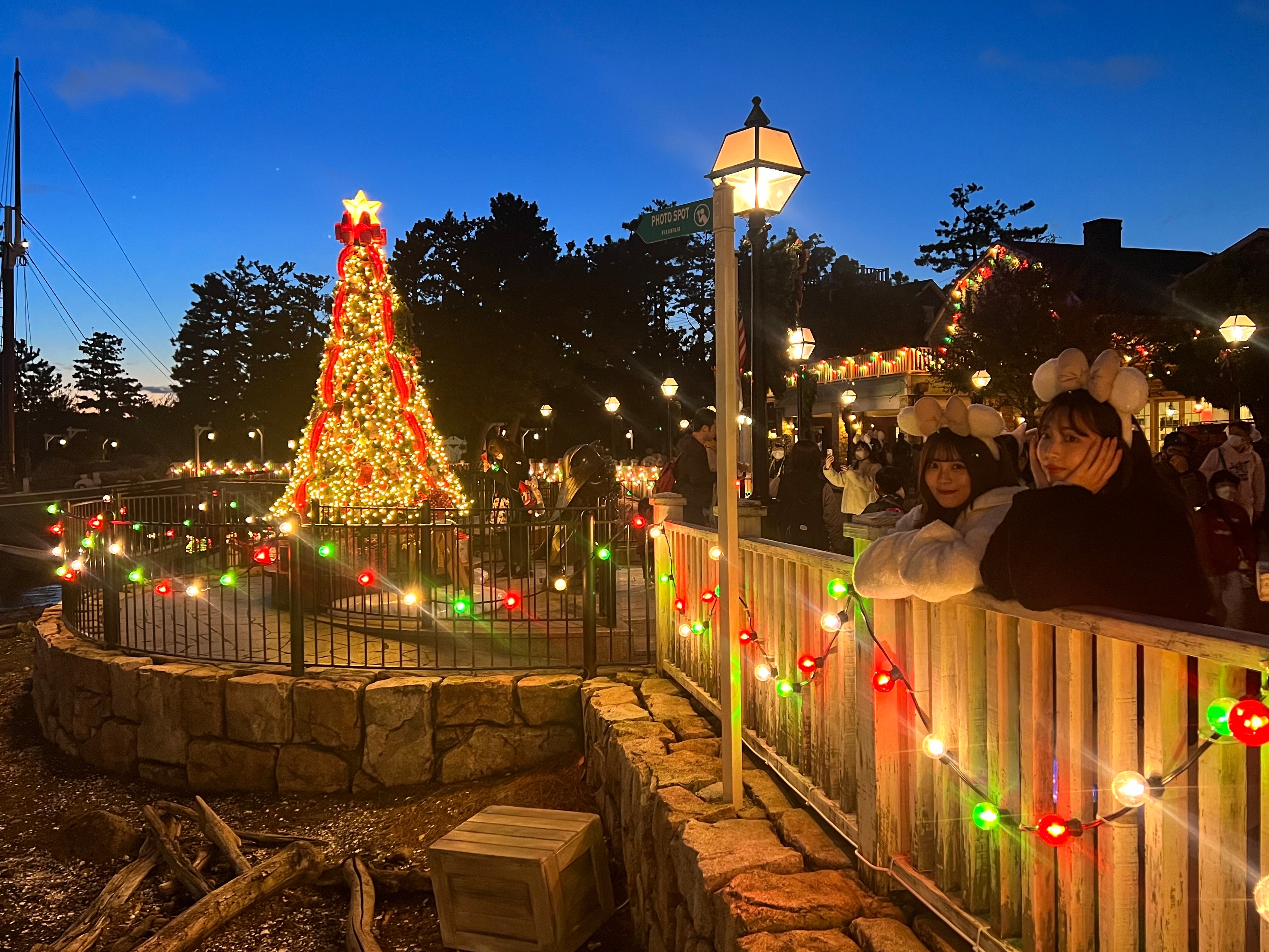 東京ディズニーランド シーで楽しめる ディズニー クリスマス をレポート 華やかなイルミネーションからおすすめメニューまで ガジェット通信 Getnews