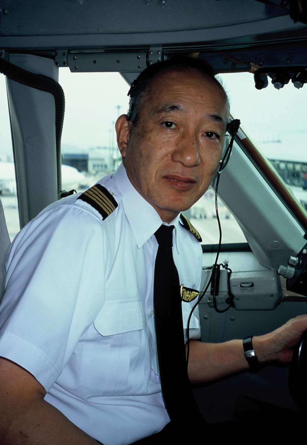 フライトパニック『非常宣言』を航空評論家・杉江氏はこう観た！ 「自動操縦機能の停止など描写リアルさ、映画ならではの面白み」 ｜ ガジェット通信