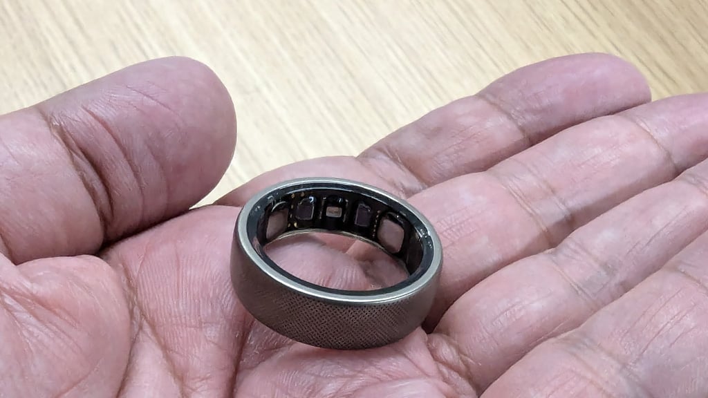 Amazfitのスマートリング「Helio Ring」が発売　価格は4万9900円で購入後のサブスク加入は不要