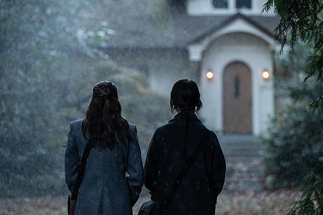 脱出サイコ・スリラー『異端者の家』プロダクトデザイナーに聞く「家具や壁紙が“ミスター・リード”のキャラクターに深みを与えていく」