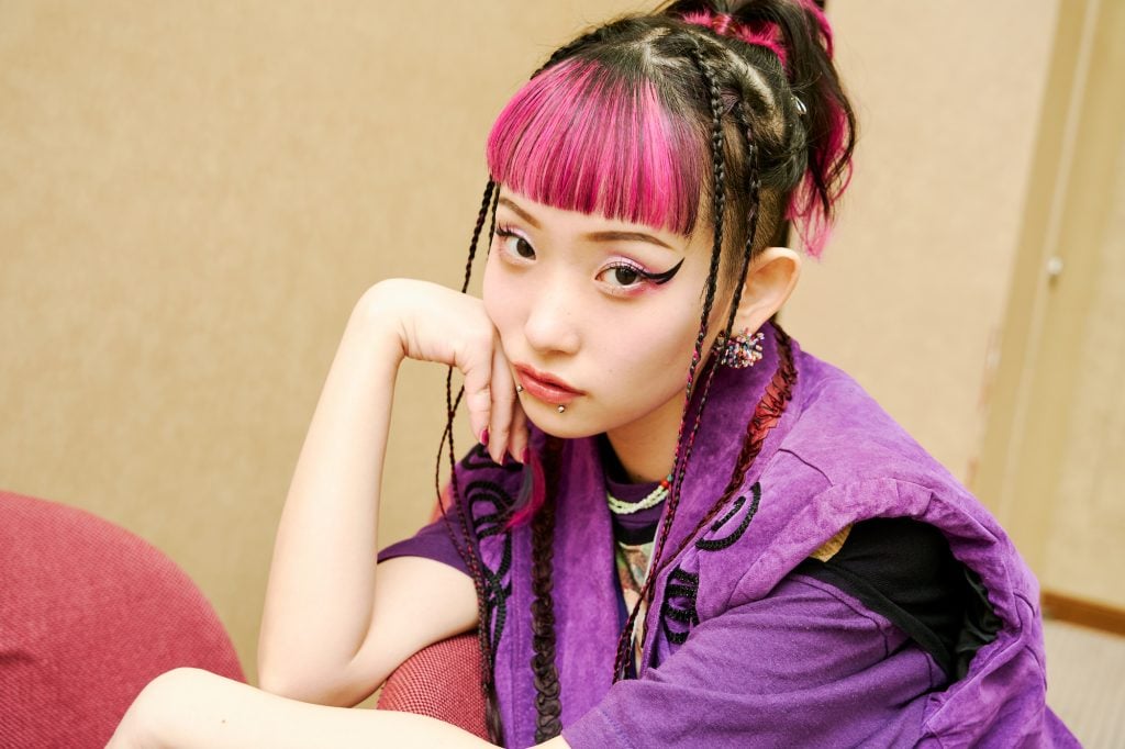 『パリピ孔明 THE MOVIE』詩羽インタビュー「生でライブを見ているような感覚を映画館でも味わうことが出来る」