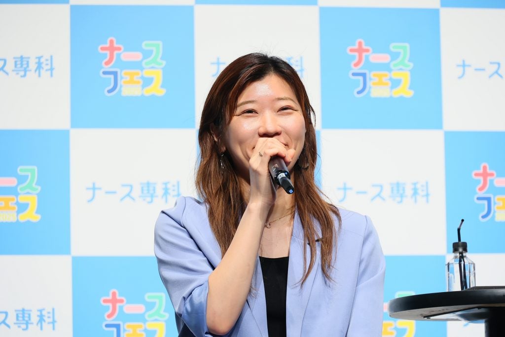 ヒコロヒー、看護師のリアルな声に驚きとエール「赤羽で朝9時まで飲んでいた時、夜勤明けの看護師さんに会いましたわ」