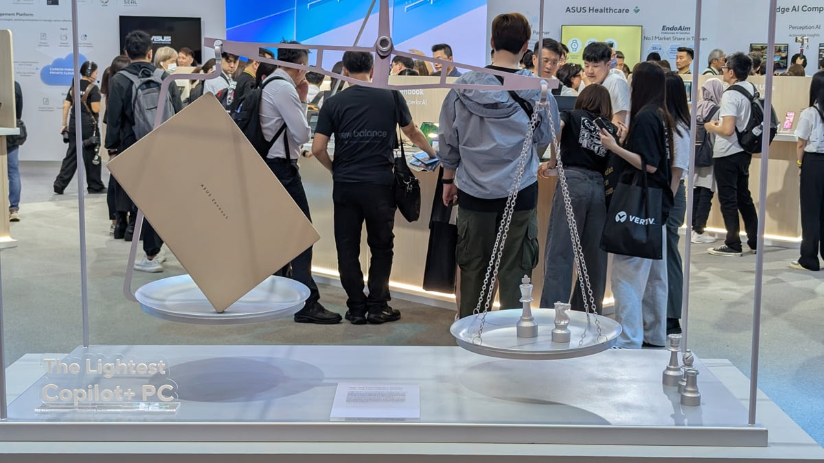 COMPUTEXでも存在感を放った薄型軽量のAI PC「Zenbook SORA」 開発の背景と展開の現状をASUSに聞く