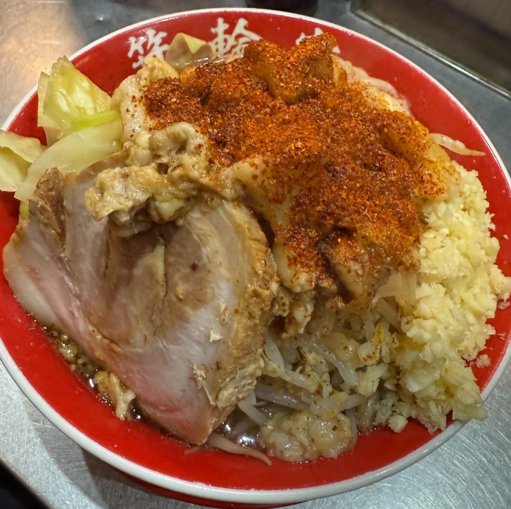箕輪厚介さん「瀬戸環奈の衝撃」　超人気セクシー女優がラーメン店・箕輪家に来店！店主・丸山紘平さんは幻冬舎社長の見城徹さんと対談