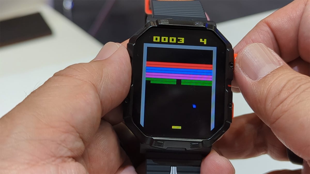 Atariの名作ゲーム4タイトルが遊べるスマートウォッチ「Atari 2600 : My Play Watch」がライセンシングジャパンに出展 日本でも販売されるかも?