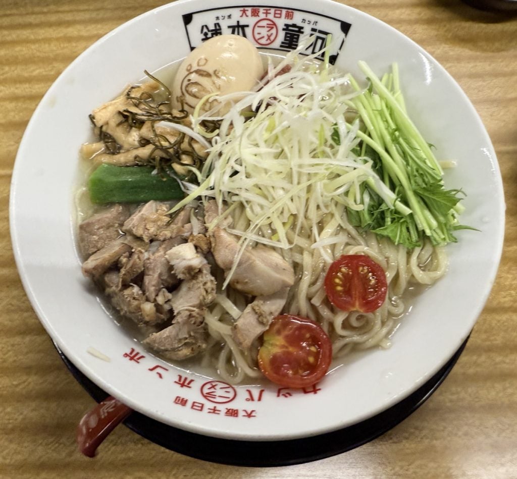 【万博グルメ】万博会場で良心的なお値段のお店　河童ラーメン本舗で「冷やしラーメン」を食べてみた