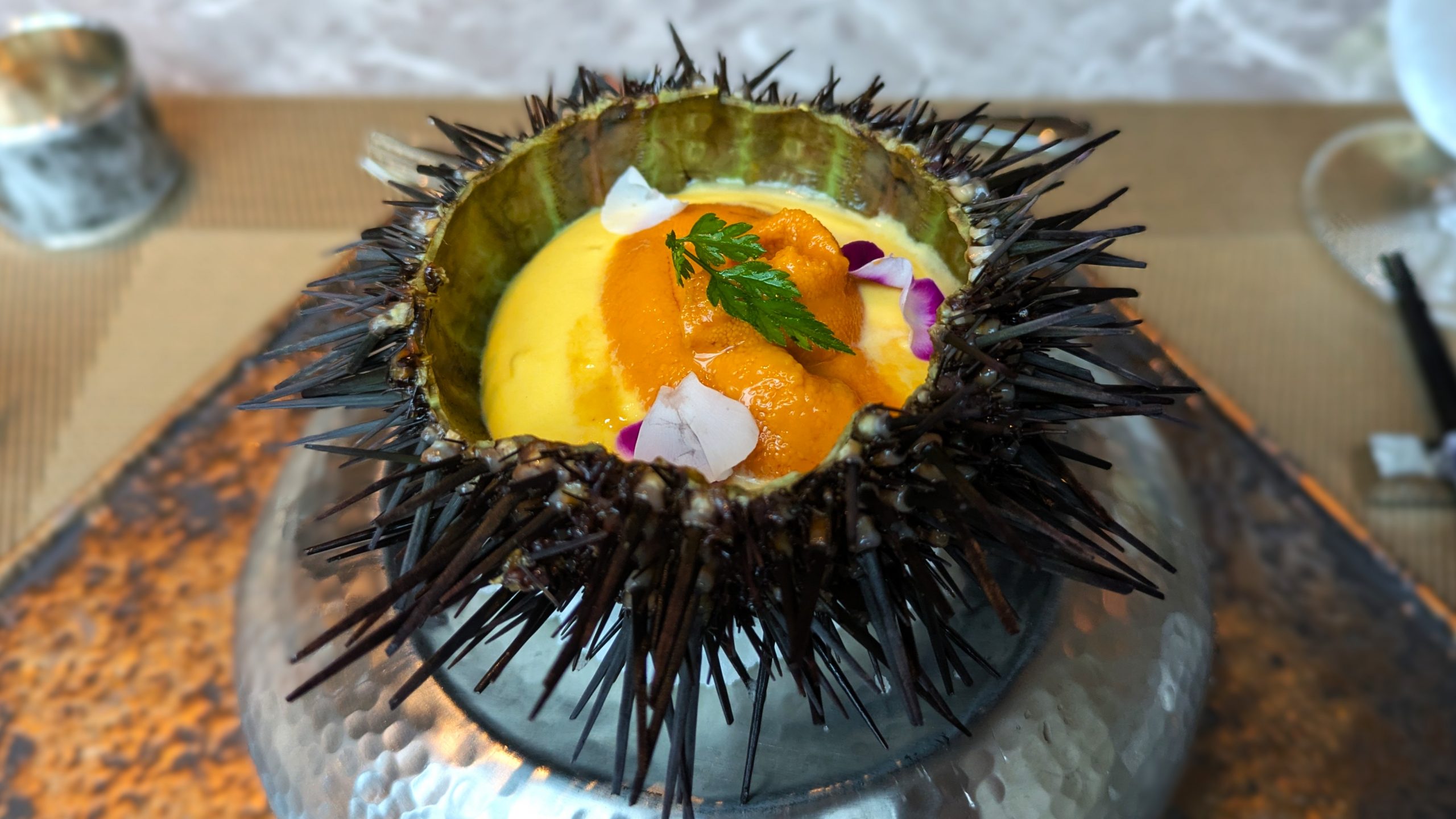 泊まらなくても非日常。北海道の旬を味わうフレンチと天空温泉【札幌ホテル by グランベル】