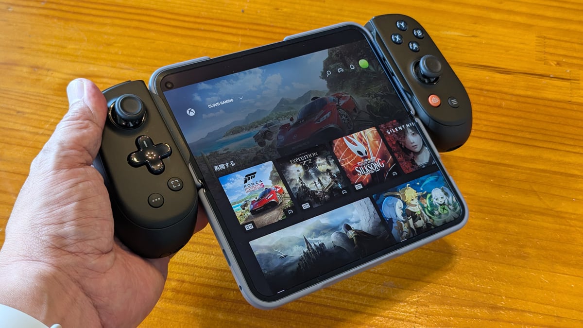 Pixel 10 Pro FoldとBackboneコントローラーを組み合わせたらいい感じだった