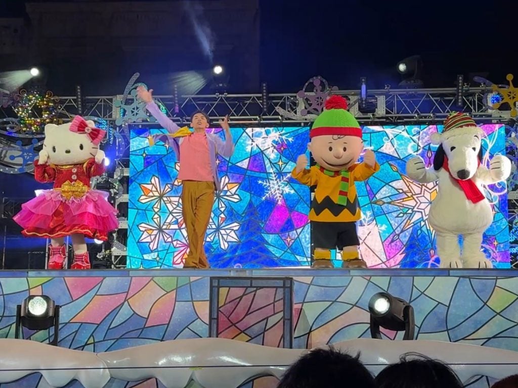 “超最幸”のクリスマスを！　USJの「ユニバーサル・クリスマス・ジョイ」開催中