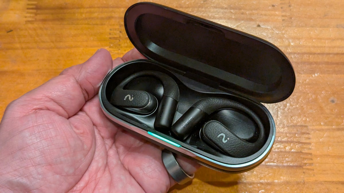 録音・文字起こし・翻訳・要約ができるAIイヤホンがオープンイヤー型になってパワーアップ　「viaim OpenNote」レビュー