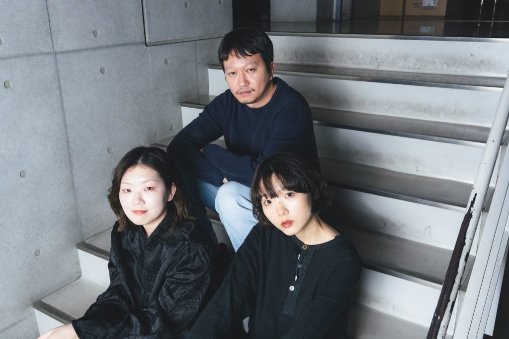 世界を壊すか、壊されるか　必見の一週間限定上映『よそ者の会』西崎羽美監督・川野邉修一・坂本彩音インタビュー