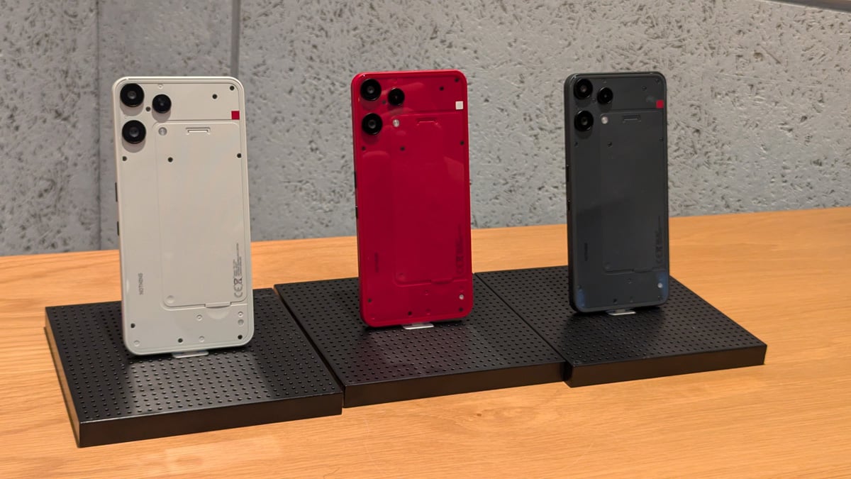 Nothingが4万2800円のエントリースマホ「Nothing Phone (3a) Lite」を1月15日発売へ　日本限定色のレッドもラインアップ
