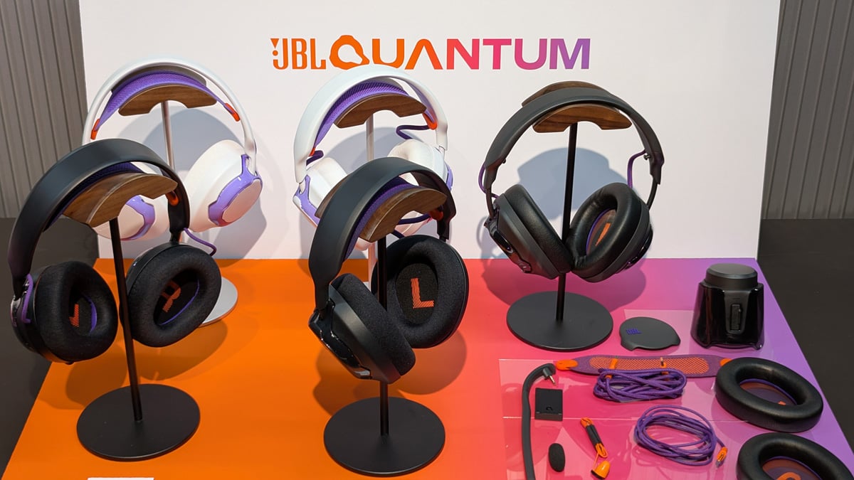 JBLが50mm径ドライバーと独自の空間サウンド機能搭載のゲーミングヘッドセット3機種を2月26日発売へ
