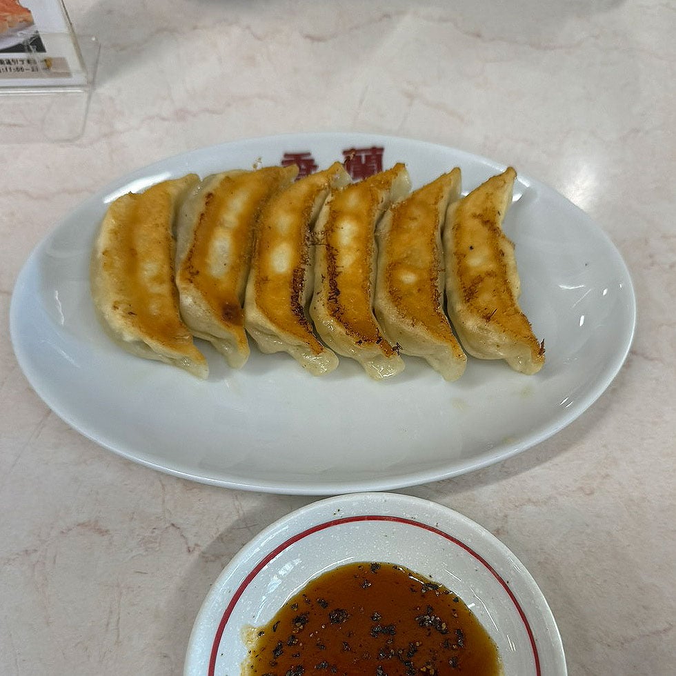 【宇都宮グルメ】「駅チカで楽しむ、老舗の餃子！」　昭和34年創業　宇都宮駅・西口すぐの「宇都宮餃子　香蘭」【餃子】