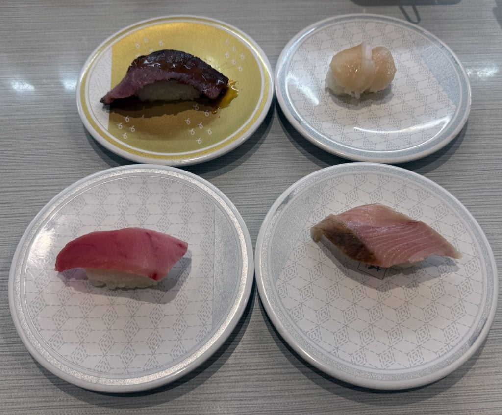 「厳選まぐろ中とろ」が期間限定100円！　はま寿司で「中とろ100円と春の旨ねた祭り」開催中
