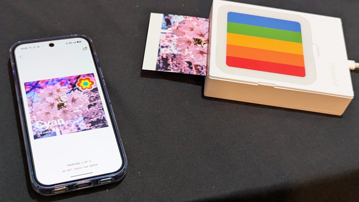 Polaroidが正方形に出力できるモバイルフォトプリンター「Hi-Print 3×3」のクラファン開始　スマホの写真をプリントしてみた