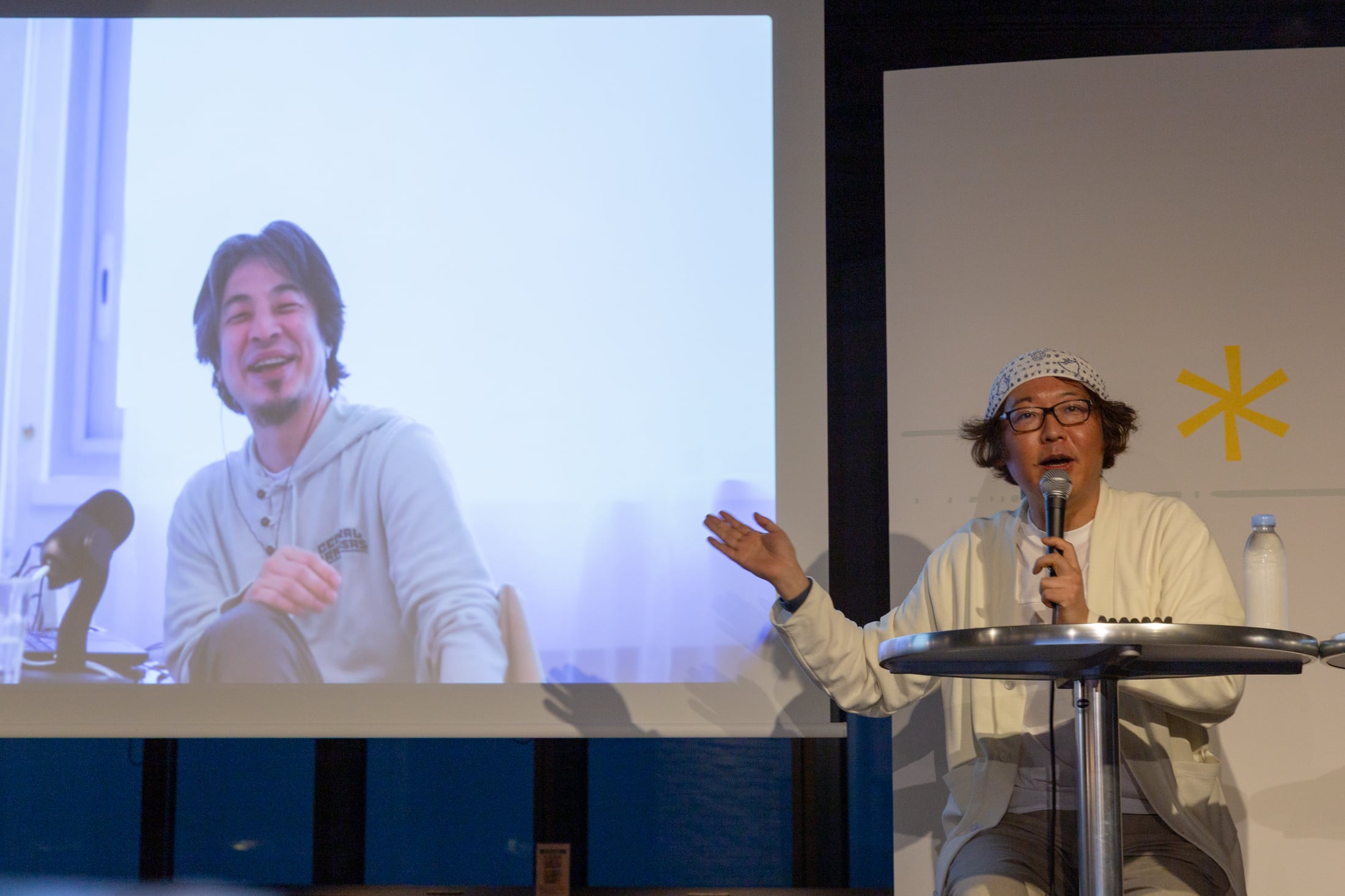 親よりAIに相談する時代？ ひろゆき×ひげおやじがAIニュースに鋭いツッコミ【Oracle Developer Day 2026】