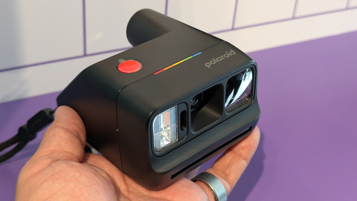 Polaroidが「世界最小のインスタントアナログカメラ」をうたう「Polaroid Go Generation 3」を発売