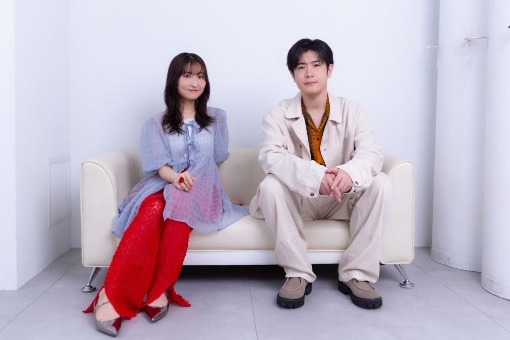圧倒的な映像美で贈る、爽快バトルアドベンチャー！ アニメ『追放された転生重騎士はゲーム知識で無双する』大塚剛央＆若山詩音インタビュー