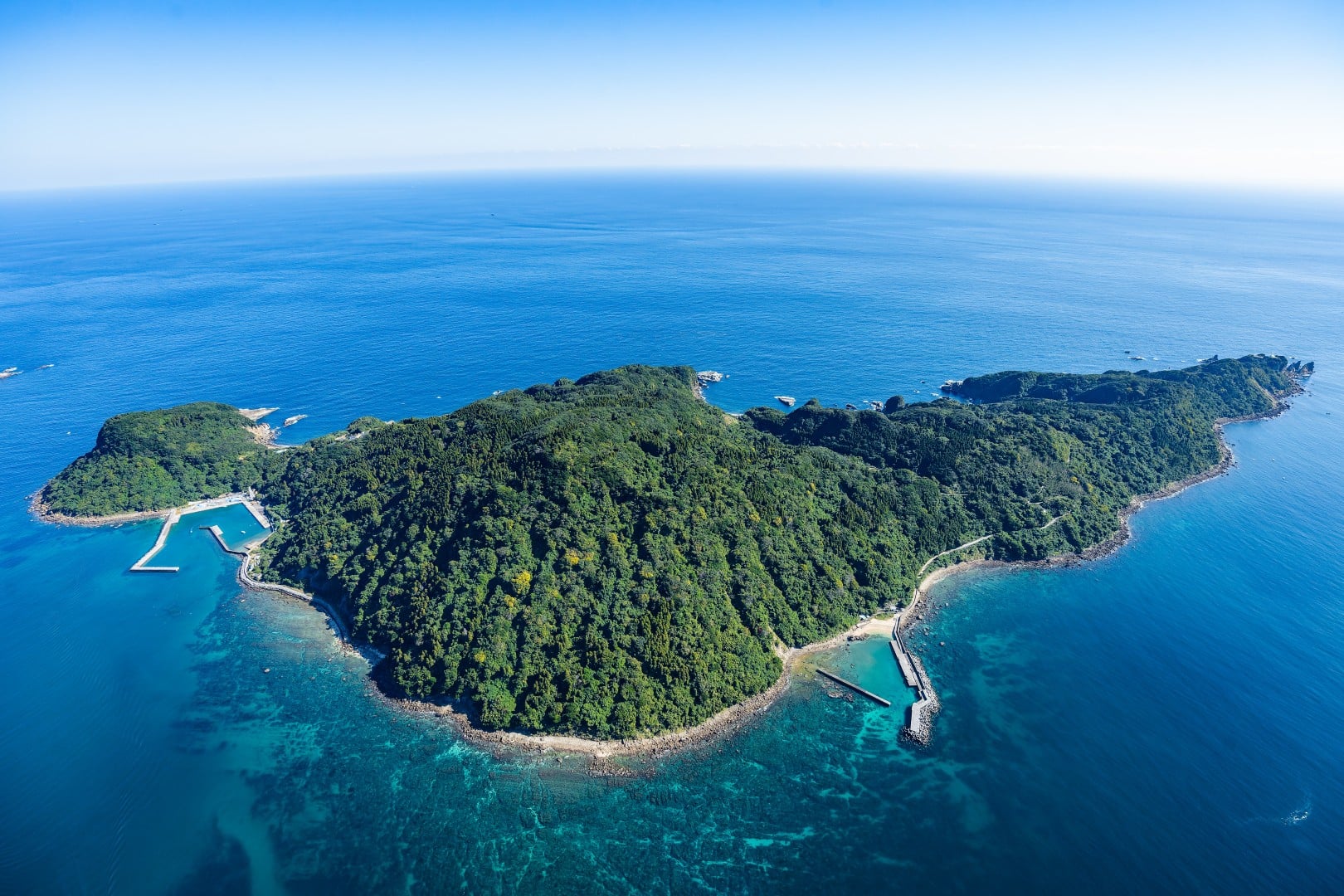 秋の旅行先に！ 10月グランドオープンの無人島リゾート「HINATA大島」と日南の旬の味覚をご紹介