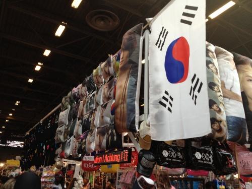 フランスで開催されるジャパンエキスポ12に行ってきた 韓国ブースに日本アイドルグッズが ガジェット通信 Getnews