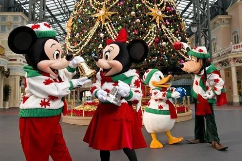 ミッキーたちが飾りつけ！ TDL「クリスマス・ファンタジー」は11月7日