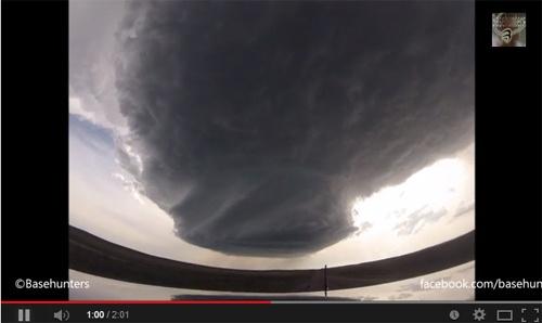 動画 巨大積乱雲 スーパーセル が成長する過程を捉えた動画がスゴイ ガジェット通信 Getnews
