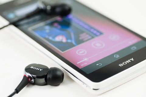 Sonyとwalkmanがガッチリタッグを組んだ ドコモスマートフォン Xperia Gx So 04d の音楽機能を試す レビュー ガジェット通信 Getnews Sonyとwalkmanがガッチリタッグを組んだ ドコモスマートフォン Xperia Gx So 04d の音楽機能を試す レビュー ガジェット通信 Getnews