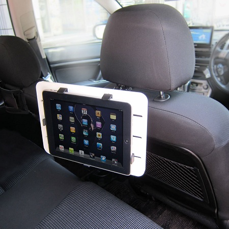 こんな使い方もアリ Ipad を車のヘッドレストに取り付ける Ipad Car Mount Kit ガジェット通信 Getnews