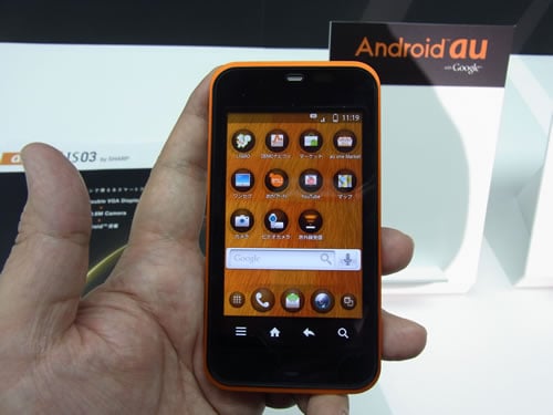 Android au』第1弾となる『IS03』を発表 『おサイフケータイ』にも対応