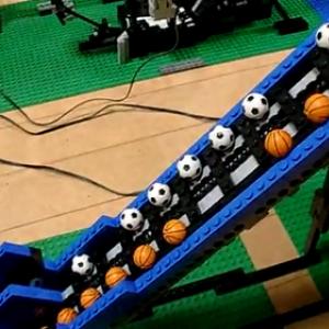 Legoで1周7分の玉転がしを作った驚異の動画 計以上のモジュール ガジェット通信 Getnews