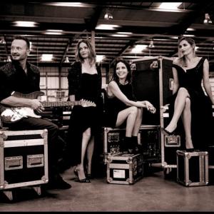 世界で最も 美しい4兄妹 ザ コアーズ 10年ぶりとなる奇跡の新作発売決定 先行シングル配信開始 ガジェット通信 Getnews