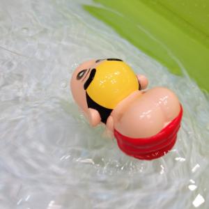 東京おもちゃショー2016 クレヨンしんちゃん 25周年を記念して ケツだけ星人 が泳ぐおもちゃ登場 ガジェット通信 getnews