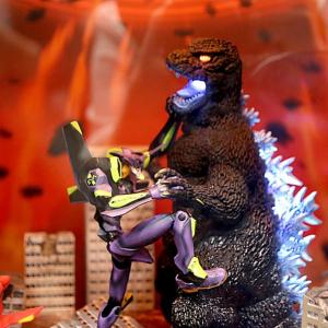 映画公開 ゴジラ フィギュア特集 ガメラや ゴジラ対エヴァ も ワンフェス16 夏 ガジェット通信 Getnews