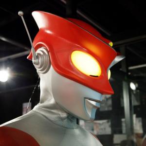 40年の時を超え 赤いアイツ が中野にやってくる 本当 レッドマン 赤いアイツ展 中野ブロードウェイで開催 ガジェット通信 Getnews