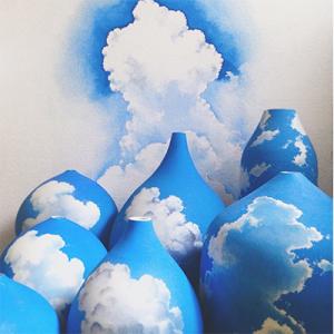 夏空を切り取ったみたい 真っ白な雲と突き抜けるような青空が印象的な陶磁器がステキ ガジェット通信 Getnews