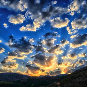 雲泥の差」この言葉はなぜ雲と泥なの？その意味や由来を解説！ ｜ ガジェット通信 Getnews