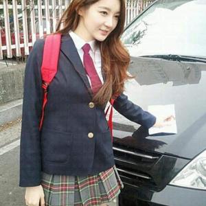 韓国の女子高生が可愛いと話題 スカートを短くしすぎて問題化 ガジェット通信 Getnews