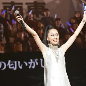 中島美嘉 日本武道館にて 雪の華 をファン1万人と大合唱 ガジェット通信 Getnews